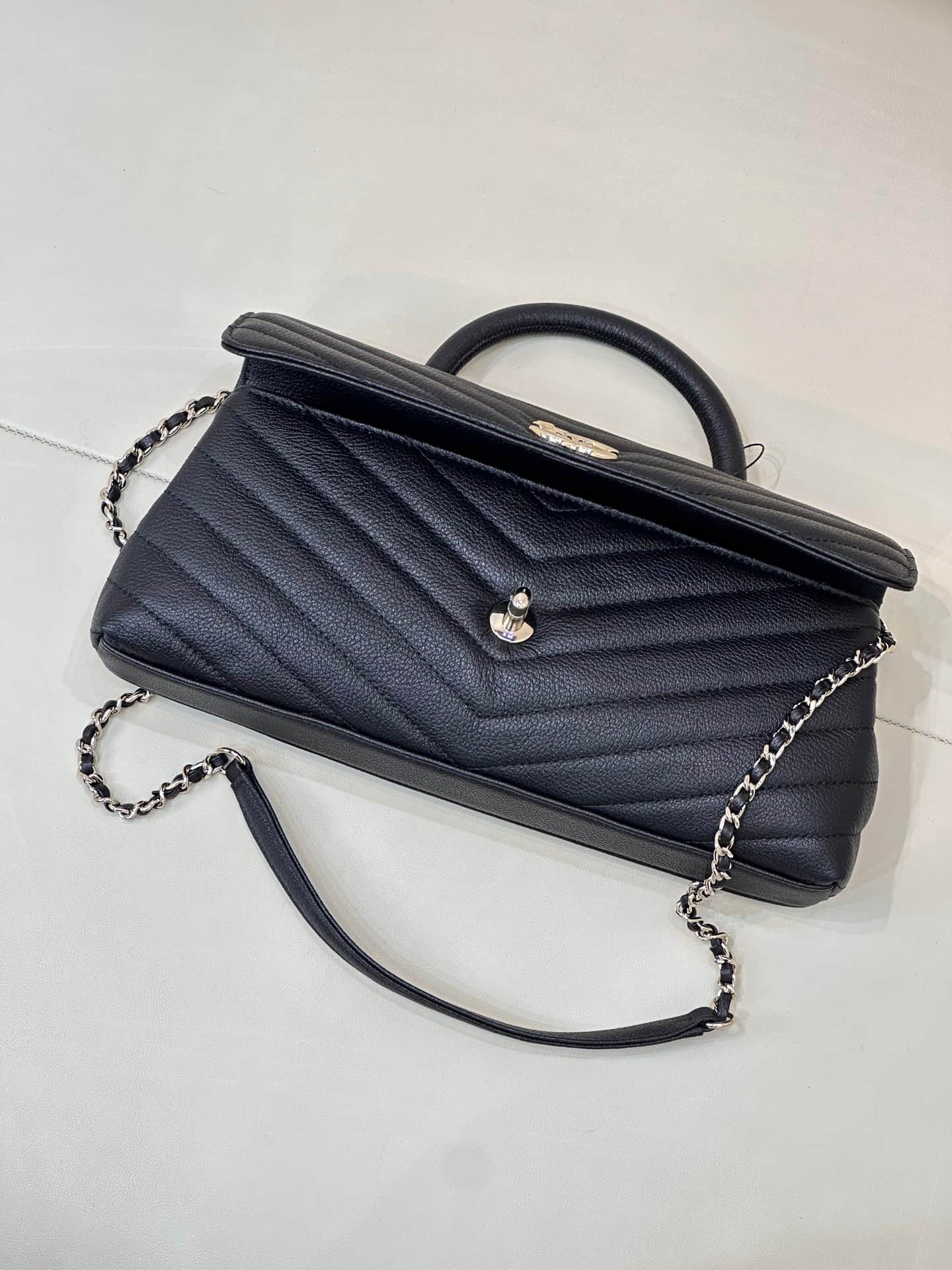 Chanel Maxi Flap Bag with Top Handle Grained Calfskin& Gold-Tone Metal AS6091 Black TOP