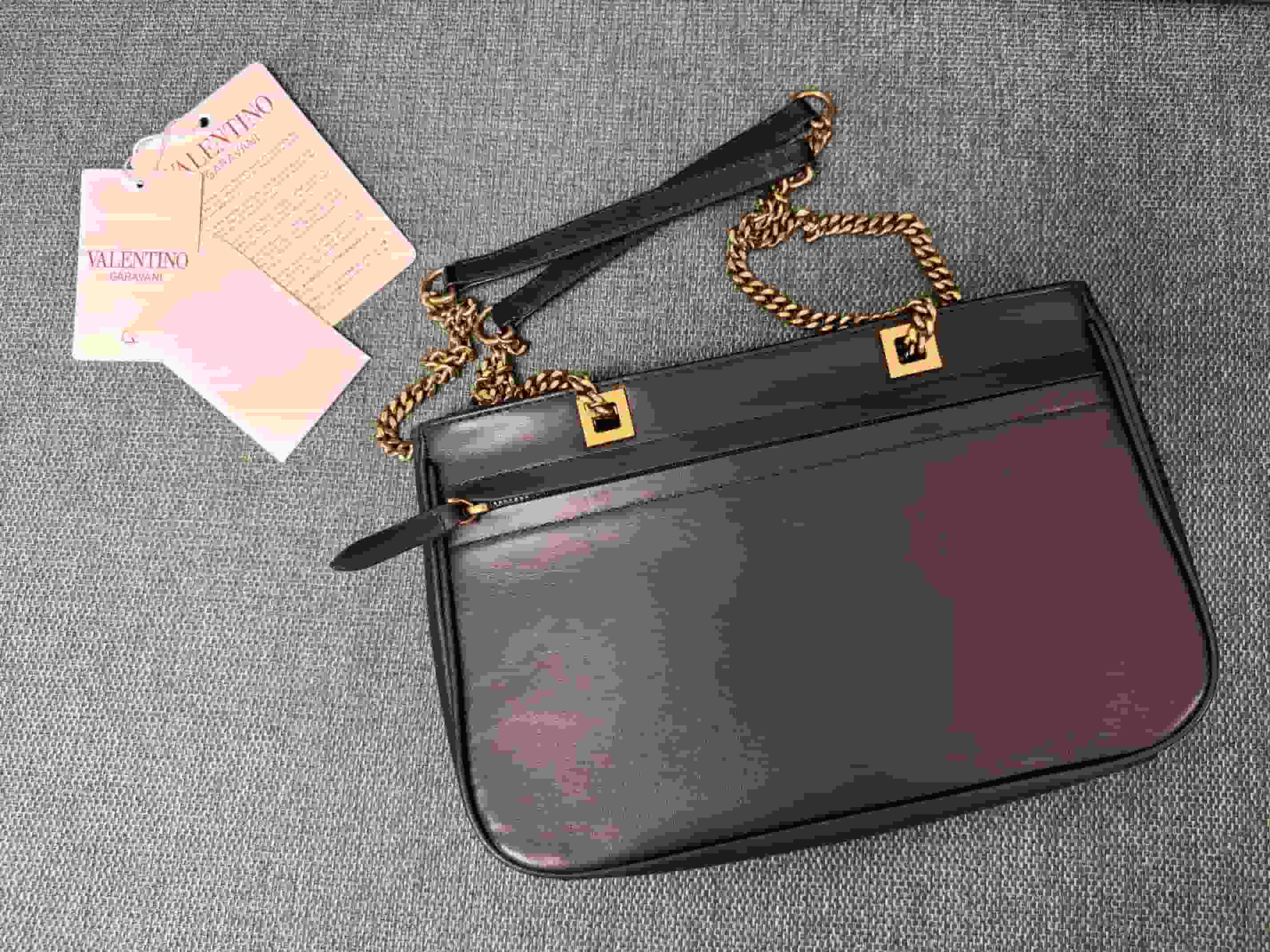 VALENTINO GARAVANI VIVA SUPERSTAR SMALL NAPPA LEATHER SHOPPING BAG High