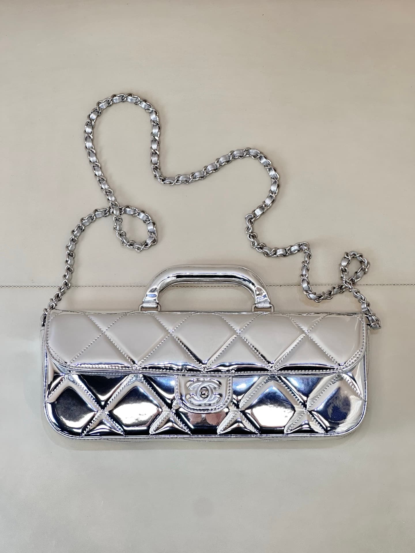 Chanel Large Flap Bag With Top Handle Metallic Mirror Lambskin & Silver-tone Metal AS5807 Silver TOP