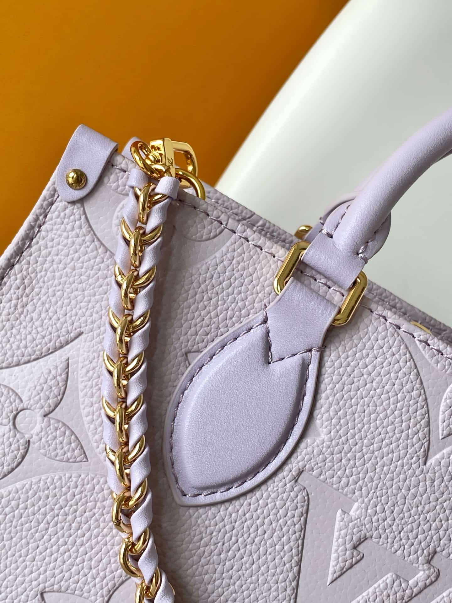 Louis Vuitton OnTheGo East West Misty Lilac Embossed grained cowhide leather M15192 High