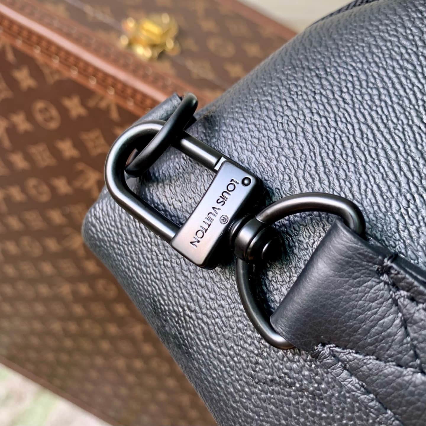 Louis Vuitton Duo Slingbag Black Monogram Midnight coated canvas M28399 High
