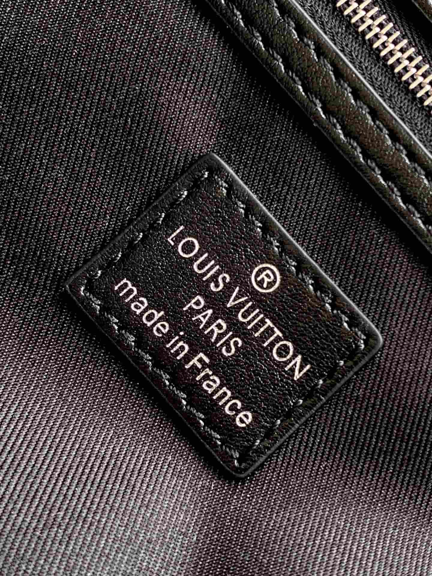 Louis Vuitton Vagabond Hobo Black Calf leather M13986 High
