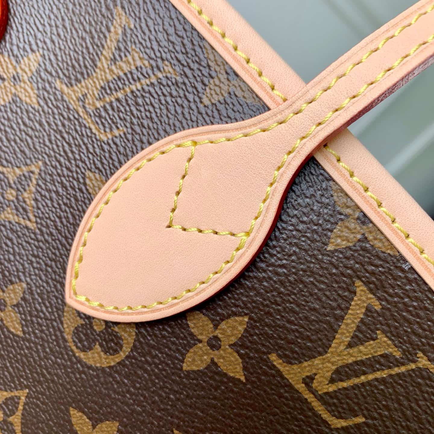 Louis Vuitton  Neverfull Bandoulière Inside Out MM Monogram Sand Cowhide Leather M28407 High