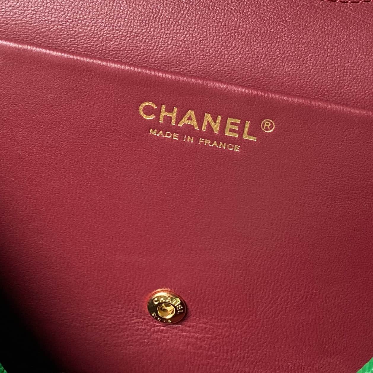Chanel Maxi Flapbag Grained Calfskin & Gold-Tone Metal Green AS6231 A