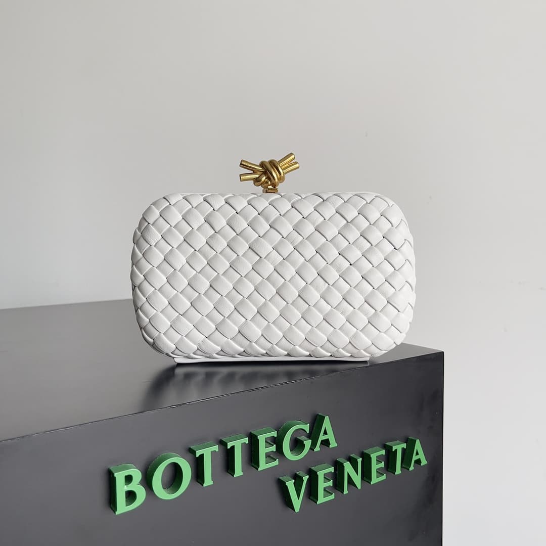 BV Knot Minaudière Clutch Lambskin Top