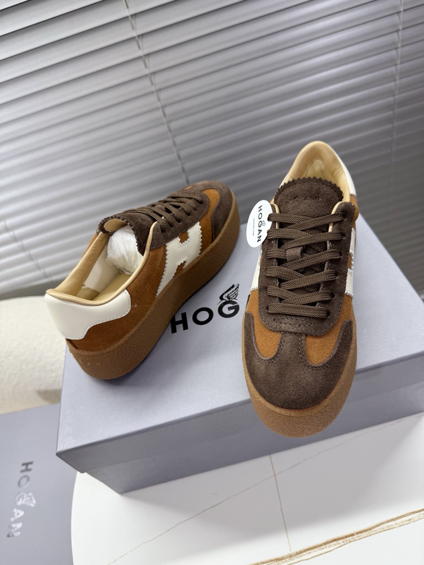 Hogan Cool Sneakers Shoes Women