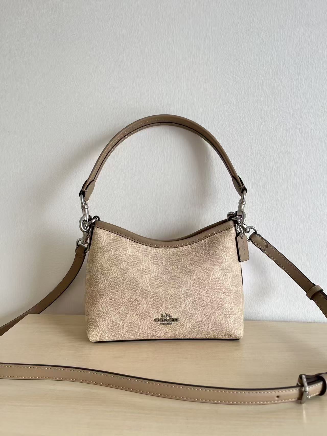 Coach Laurel Shoulder Bag in Signature Canvas With Chain High