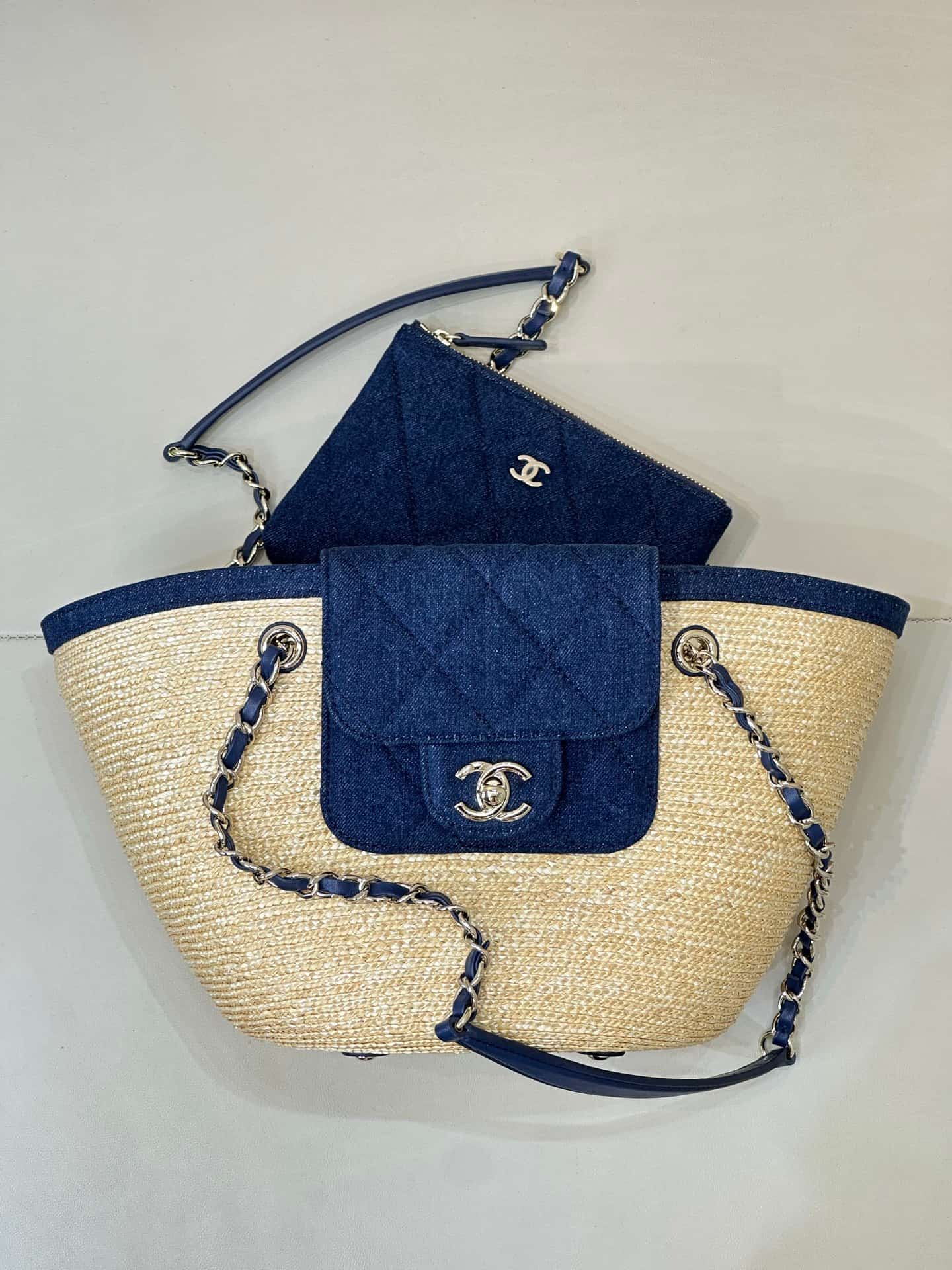 Chanel Coco Beach Shopping Bag Braided Straw Canvas Lambskin & Gold-Tone Metal Beige & Blue AS5951 TOP
