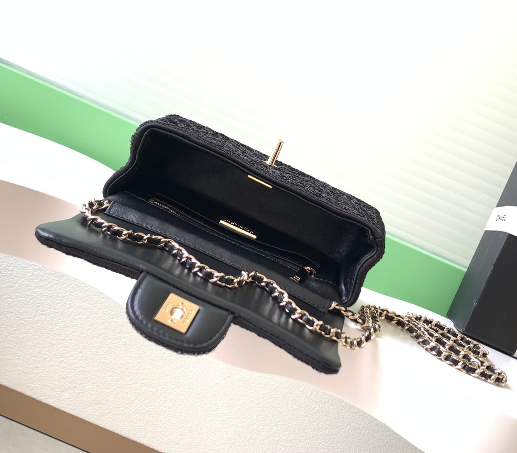 Chanel Small Flap Bag & Gold-Tone Metal Black AS4561 A