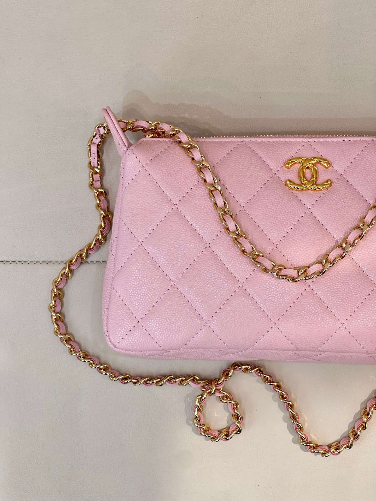 Chanel Hobo Bag Grained Calfskin & Gold-tone Metal Pink AP5023 TOP