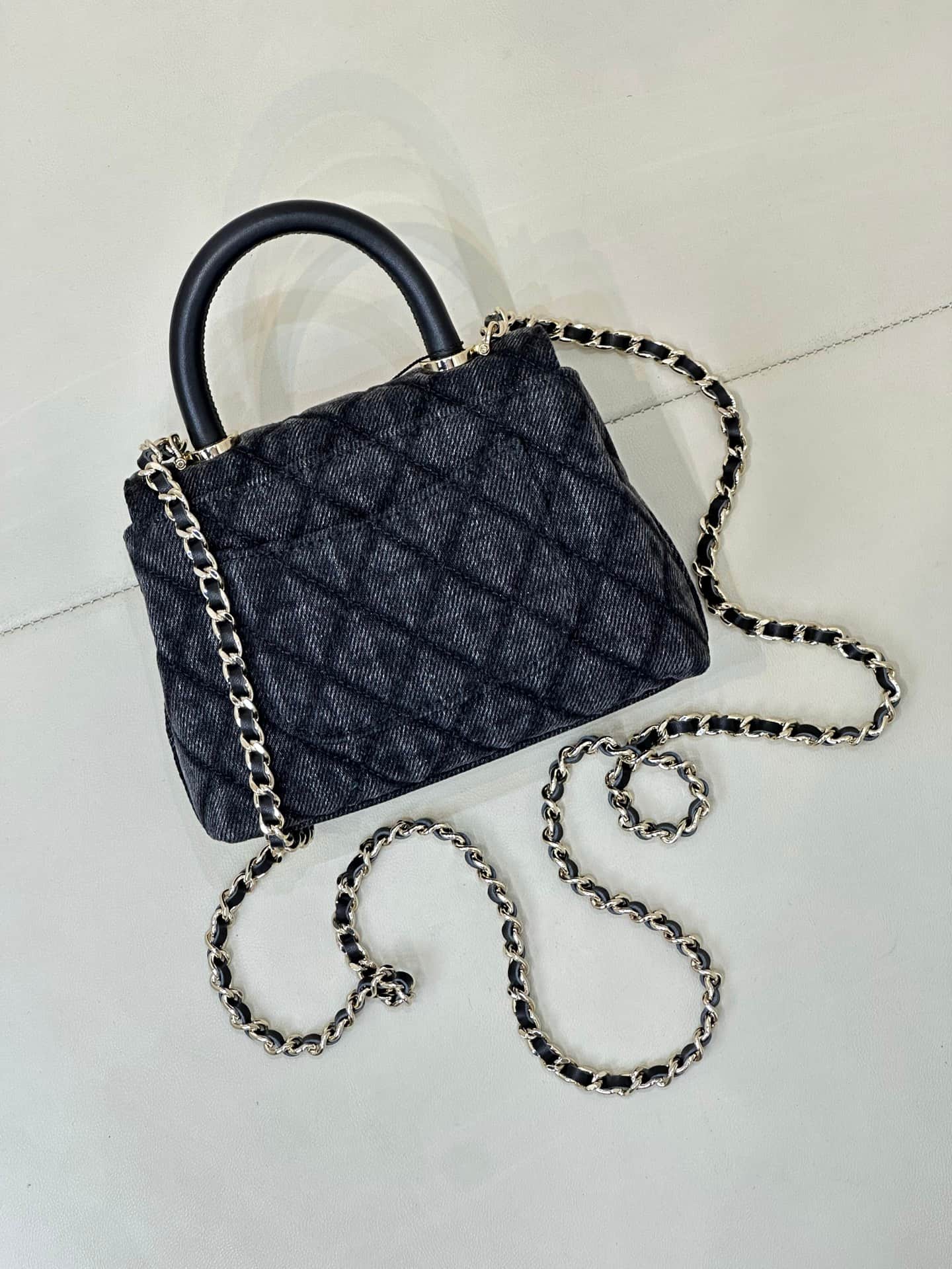 Chanel Clutch with chain Washed Denim, Calfskin & Gold-Tone Metal Black AP4244 TOP