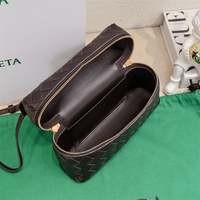 BV Bang Bang Vanity mini intrecciato leather High