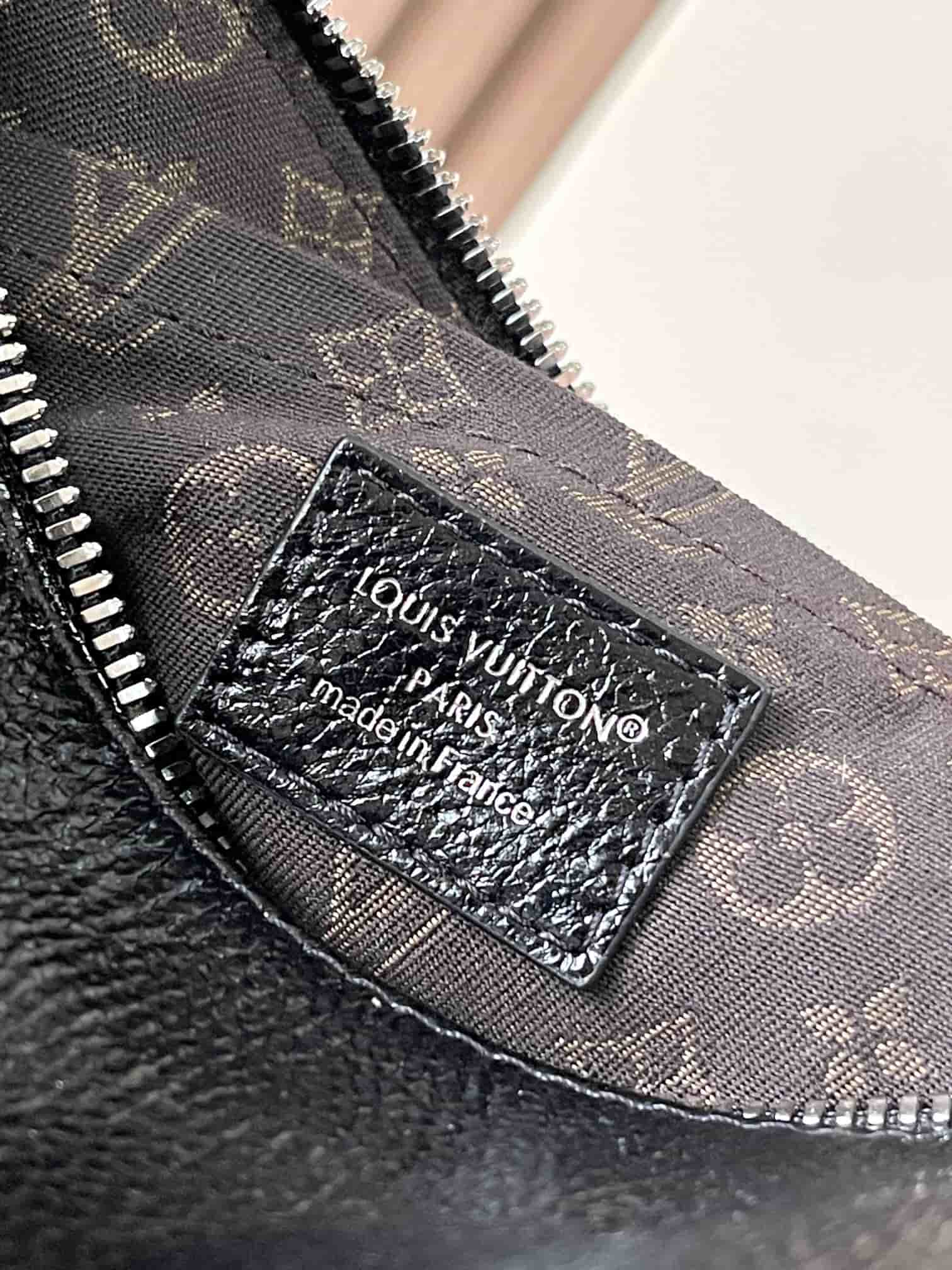 Louis Vuitton Express PM bag calfskin leather in black M27920 TOP