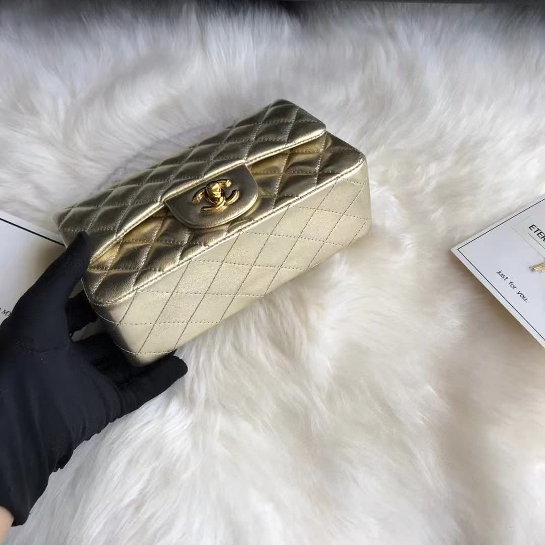 Chanel Classic Handbag Metallic Gold Quilted Lambskin Gold-Tone Metal A
