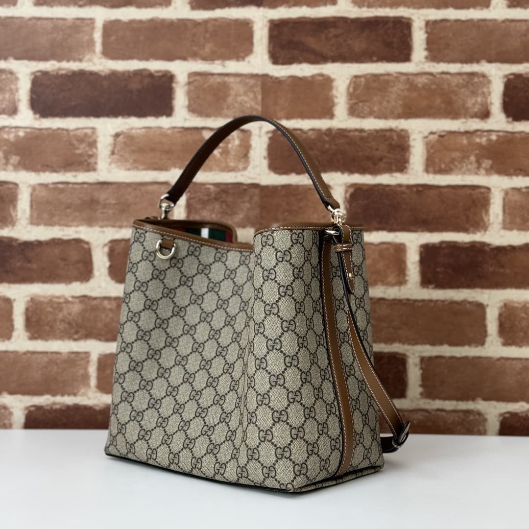 Gucci GG Emblem medium bucket bag 815103 High
