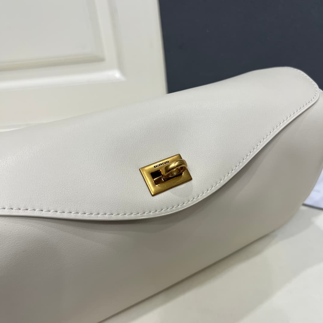 Balenciaga Shoulder Bag in White Mid