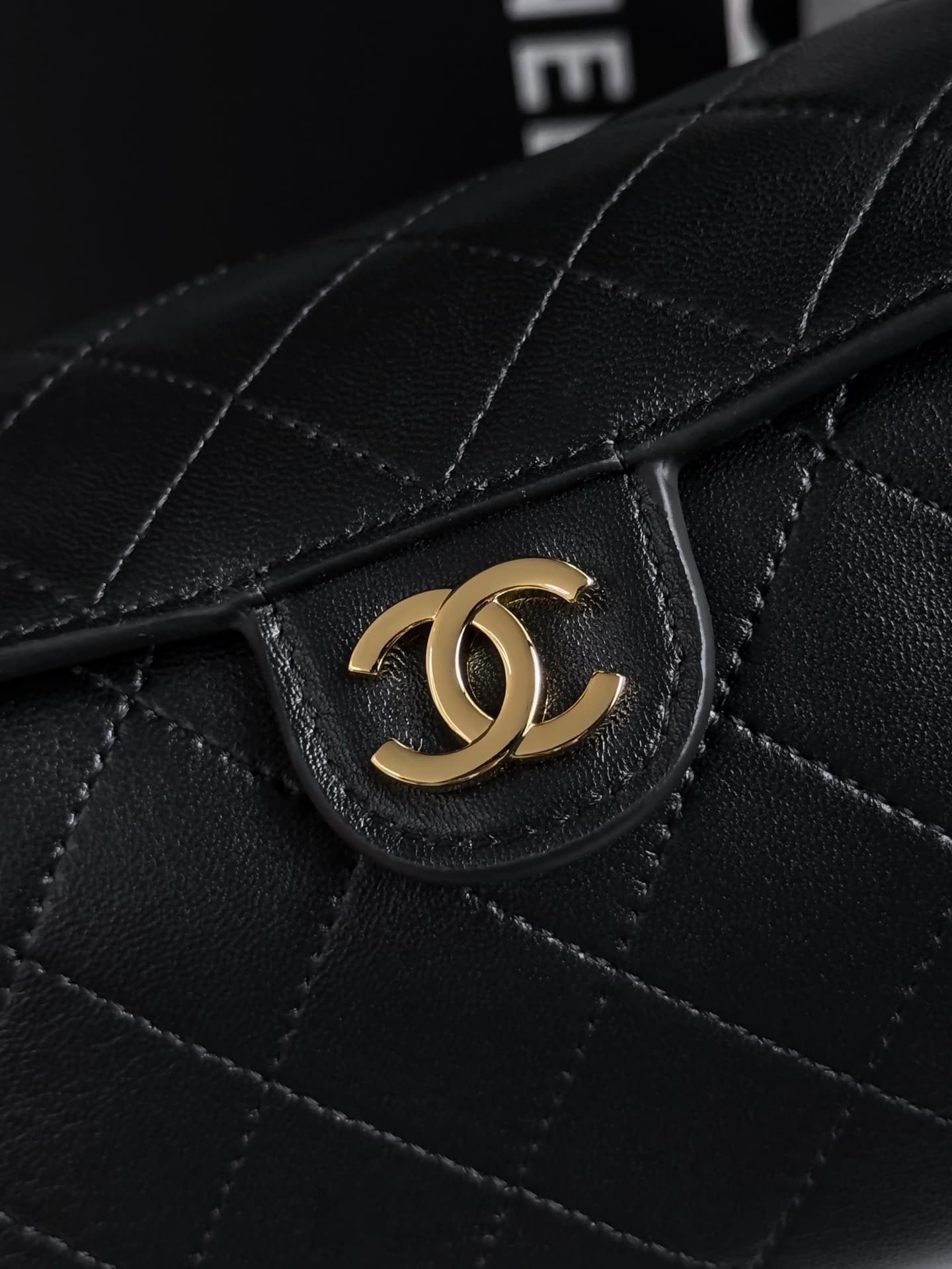 Chanel Clutch with chain Calfskin & Gold-Tone Metal AP5294 Black High