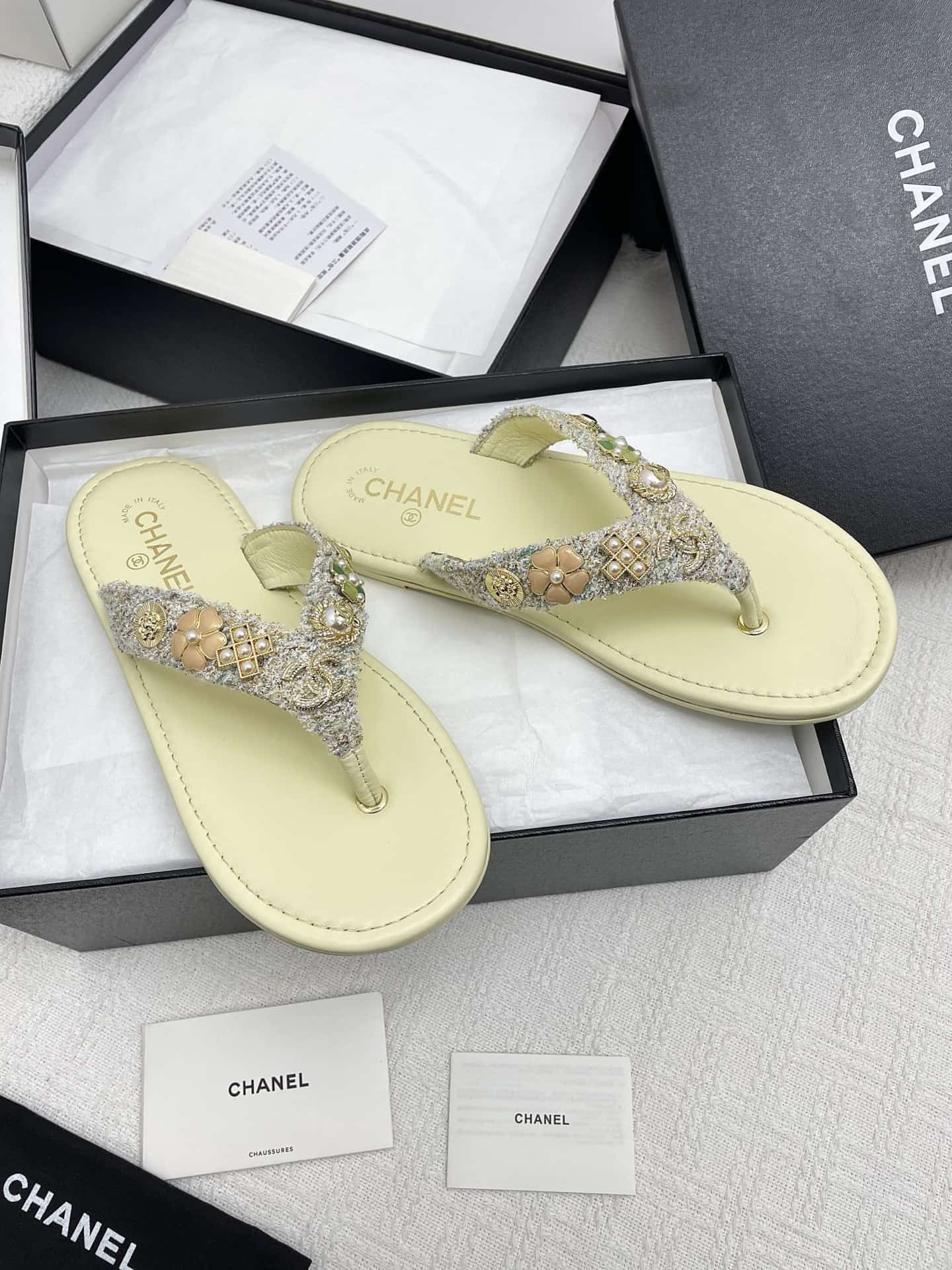 Chanel Thongs Women