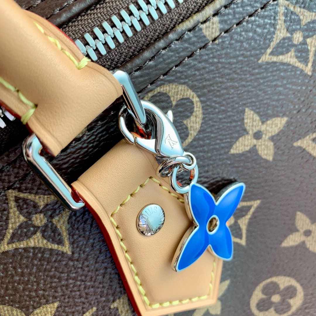 Louis Vuitton 57th Street NYC Speedy Soft 30 Monogram Coated canvas M12803 High