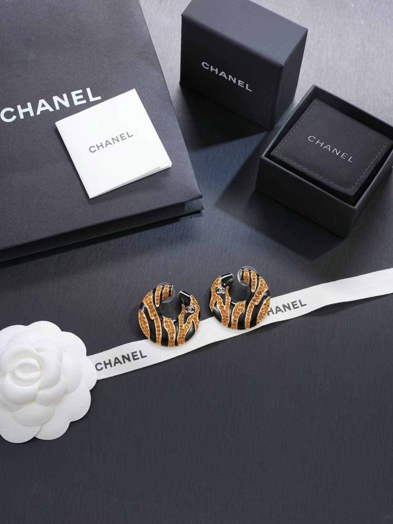 Chanel 26A Hoop Earrings High