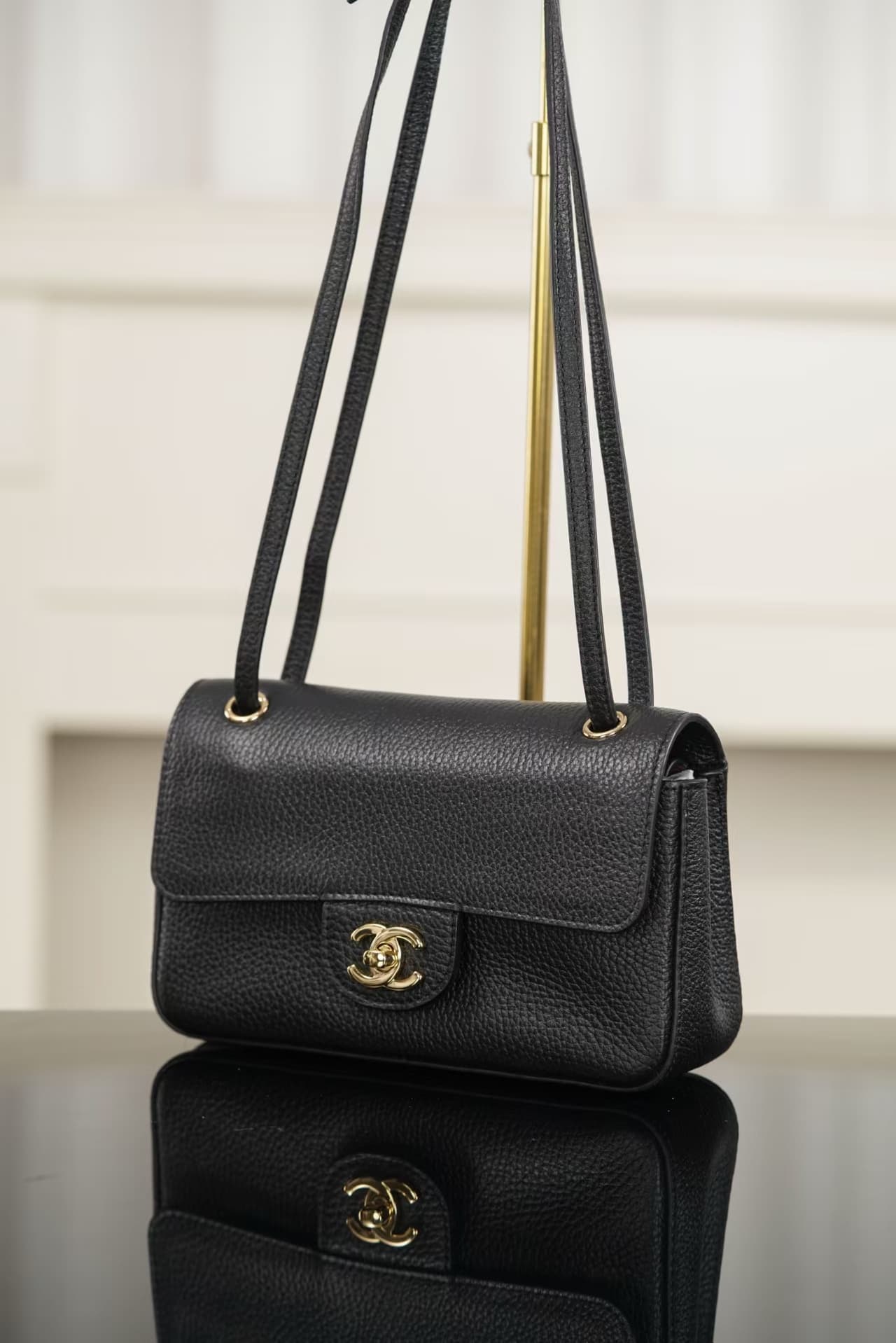 CHANEL Mini flap bag Grained calfskin&gold-tone metal Black AS6573 A