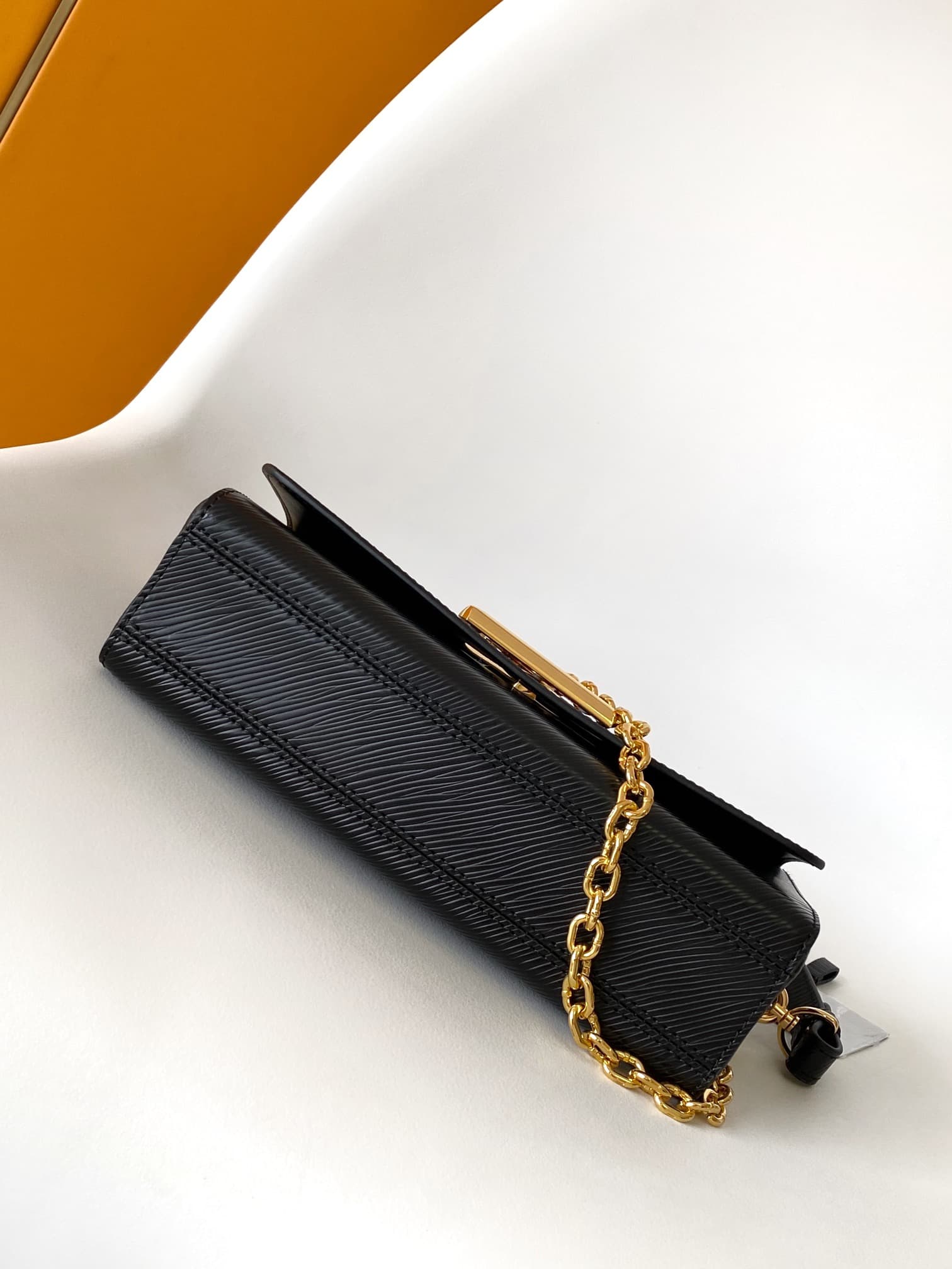 Louis Vuitton Twist West Black Epi grained cowhide leather M24549 High