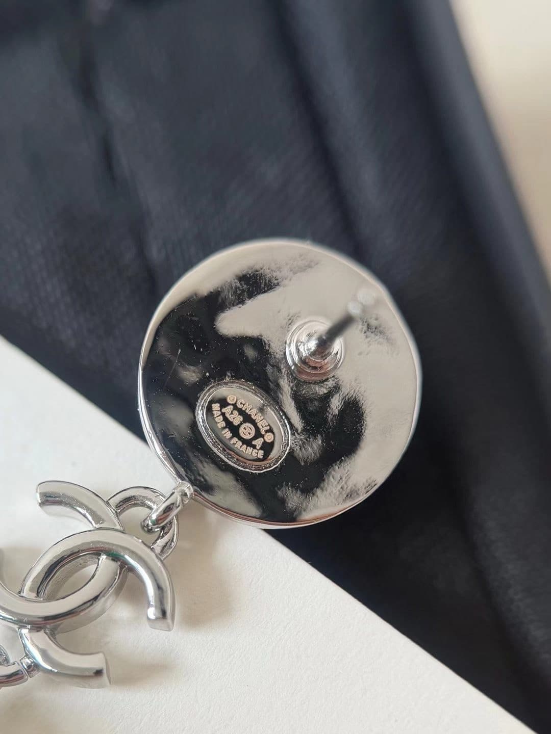 Chanel Pendant Earrings High