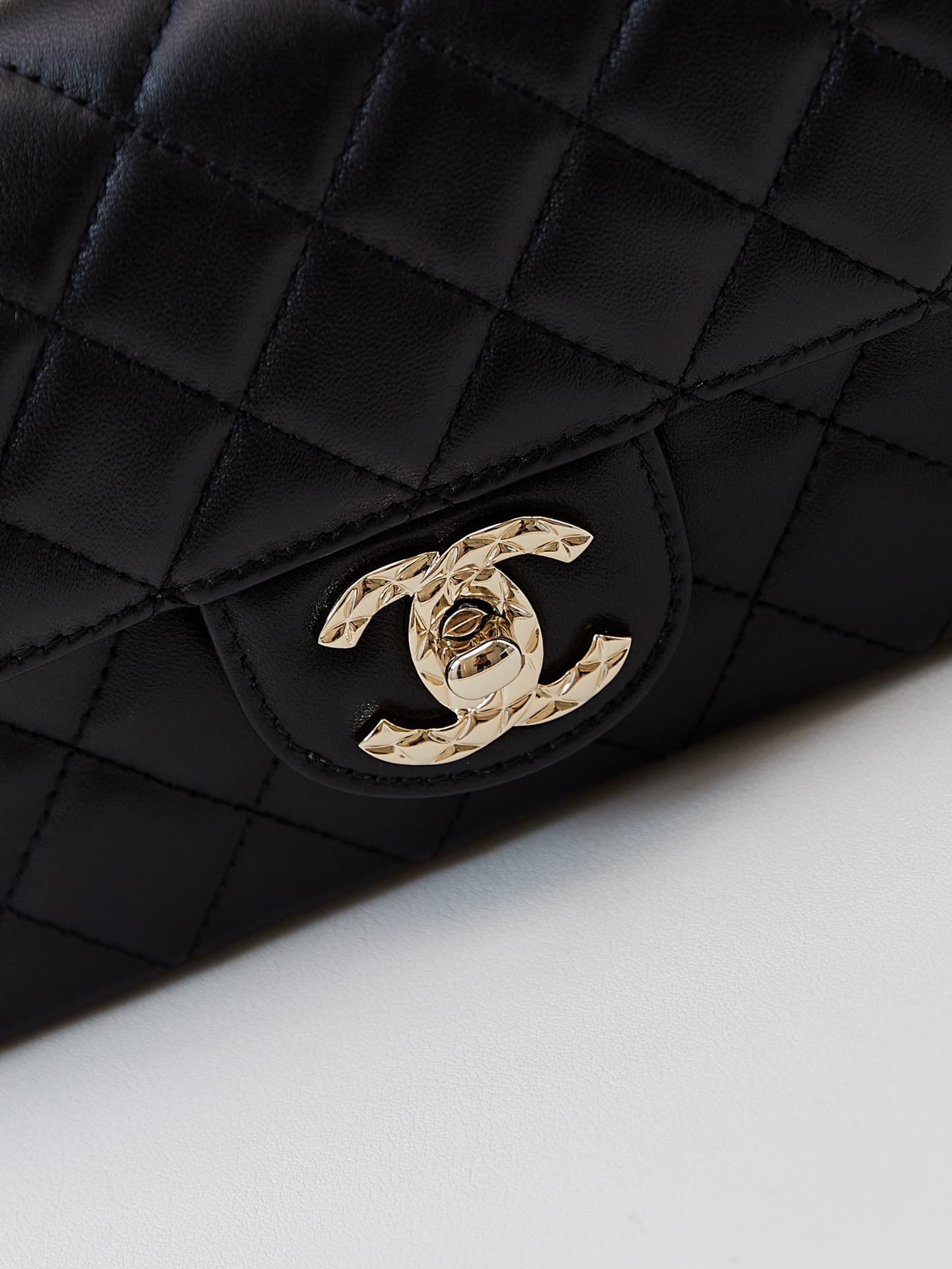 Chanel Mini Flap Bag with Top Handle Lambskin& Gold-Tone Metal Black AS4924 A