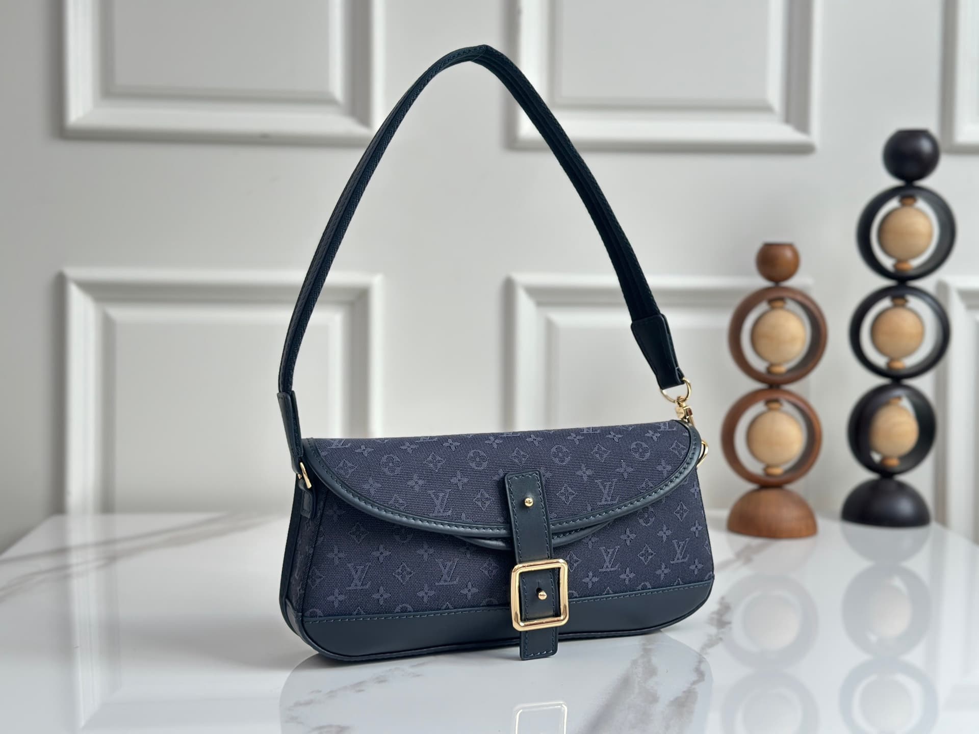 Louis Vuitton Mini Lin Marjorie shoulder bag Navy Blue Monogram M92692 High
