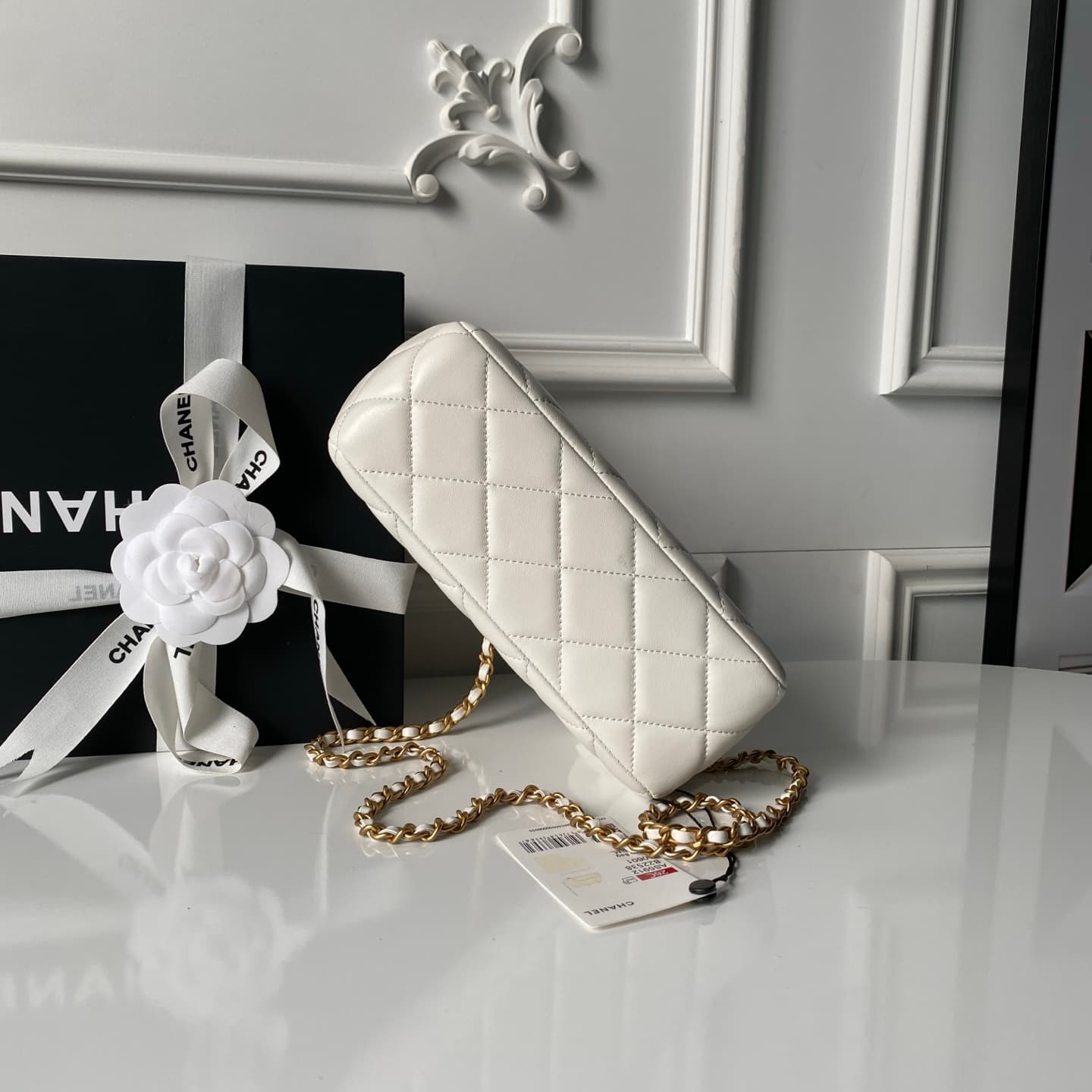 Chanel Pearly Lambskin Imitation Pearls & Gold-Tone Metal Cream AS5912 A