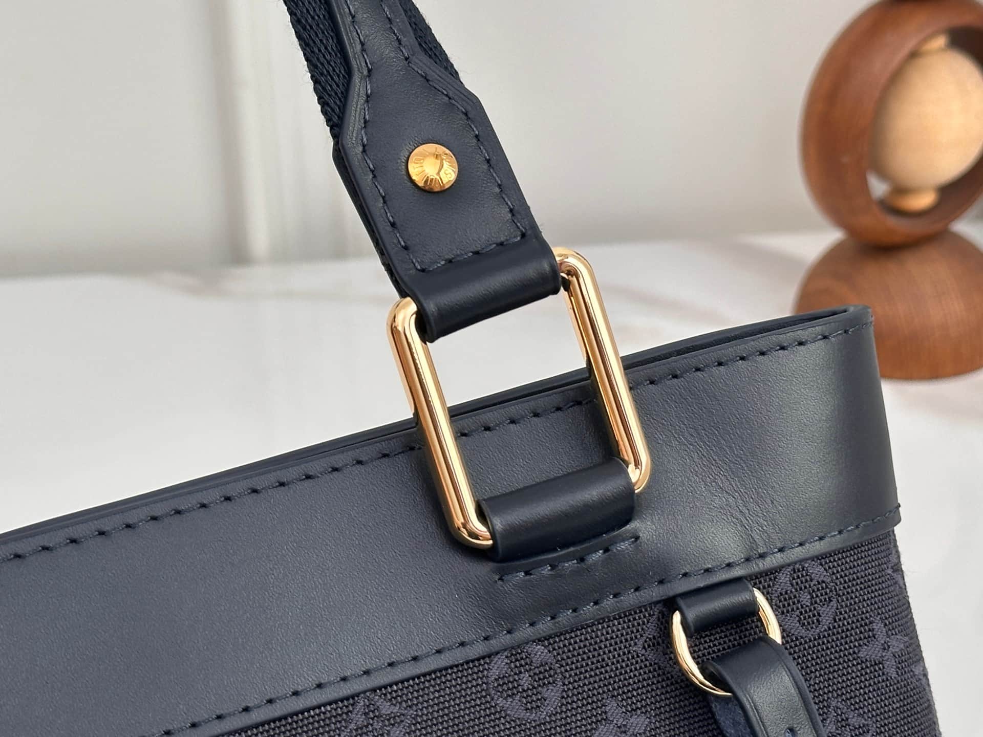 Louis Vuitton Monogram Lin Lucille shoulder bag M92680 High