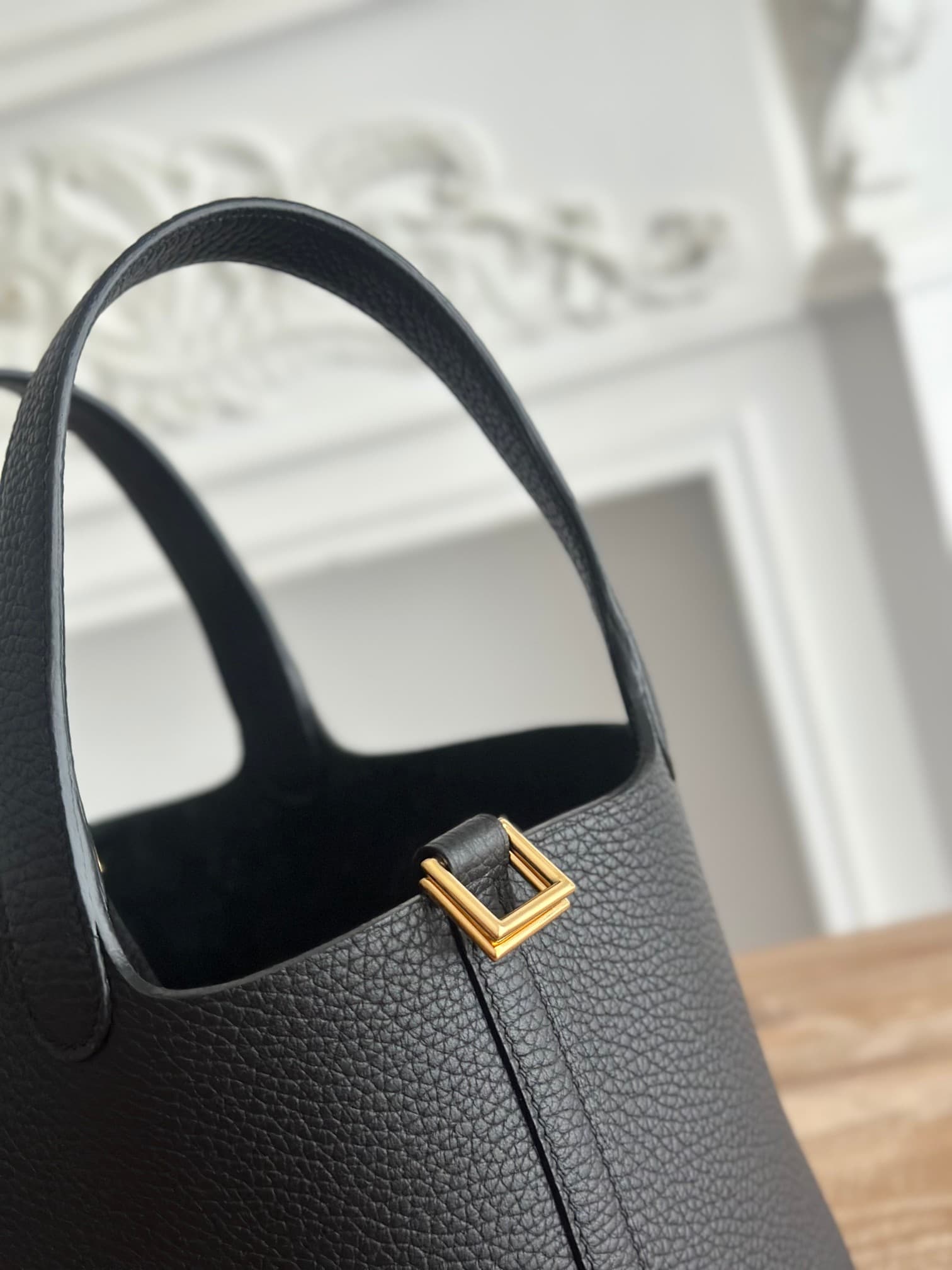 Hermès Picotin Lock 18 Bucket Bag TC Leather Silver/Gold Metal Blanc Wax High