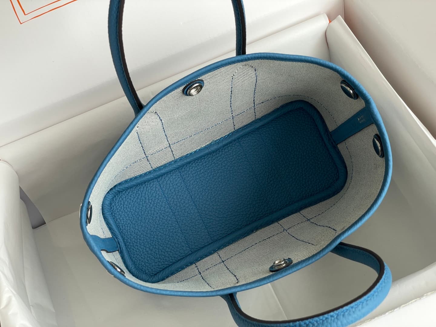 Hermes Garden Party 23 bag in Blue Zanzibar Togo Leather With Canvas WAX High