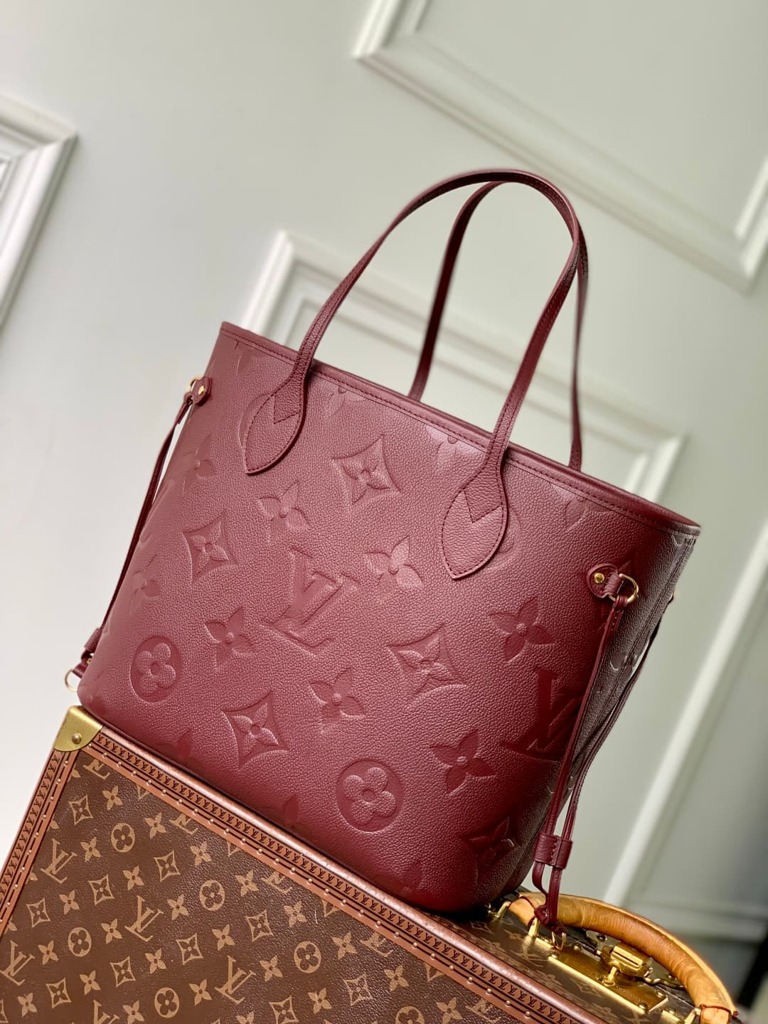 Louis Vuitton Neverfull MM Embossed grained cowhide leather M25855 Grenat High