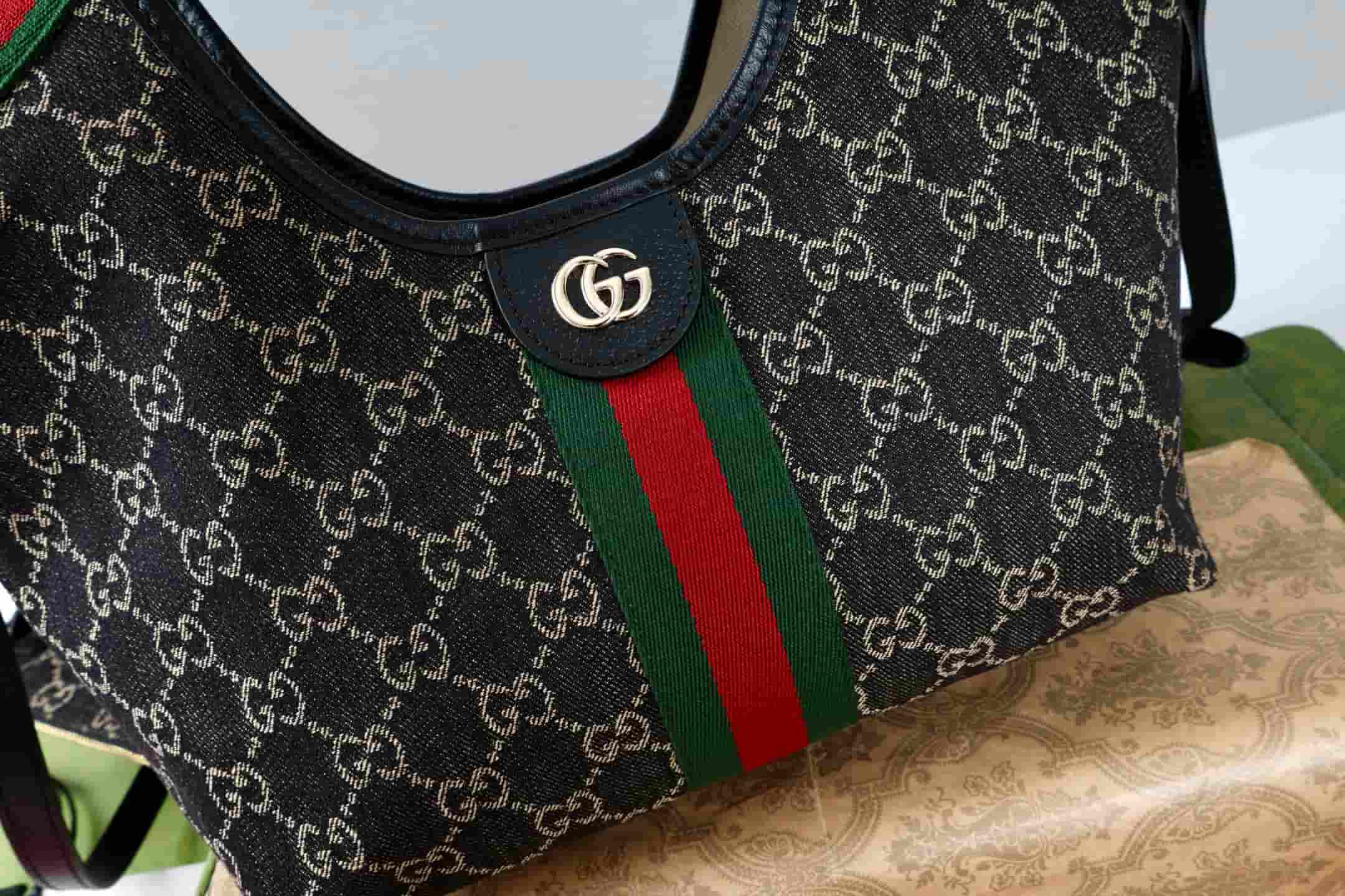Gucci Giglio small tote bag 860845 black and white GG denim High