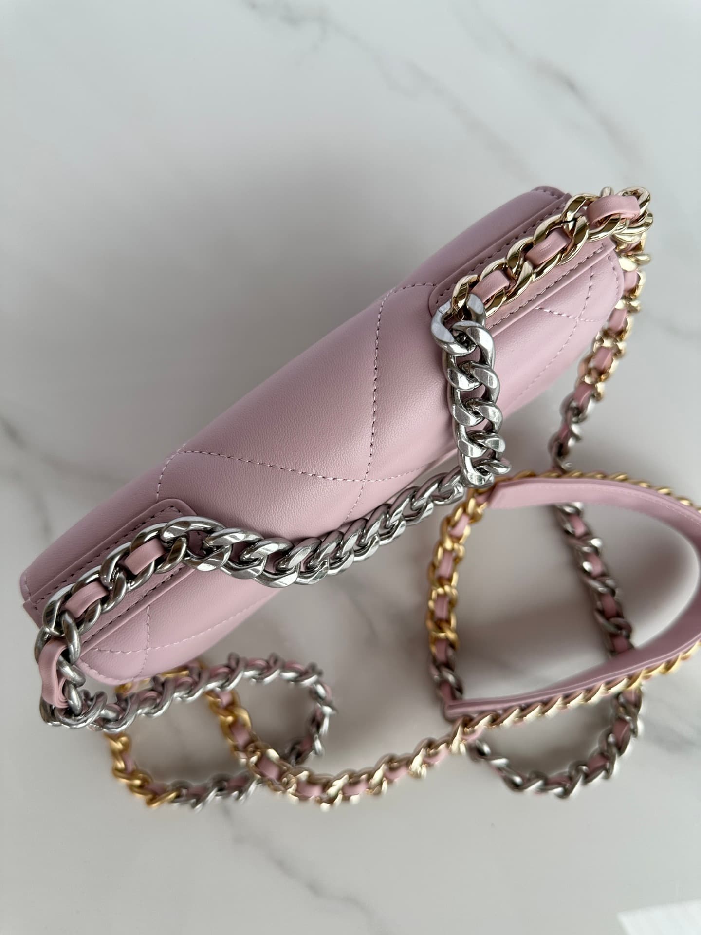 Chanel Wallet on Chain Lambskin Leather & Silver-Tone Metal Pink AP0957 A