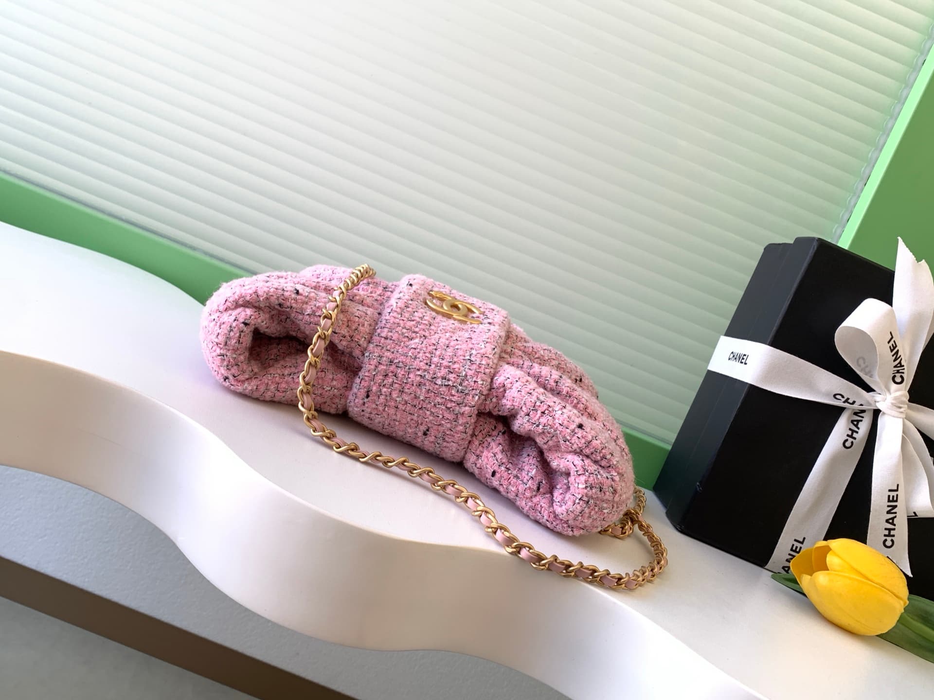 Chanel Mini Bow Bag Tweed & Gold-Tone Metal Pink AS5849 A