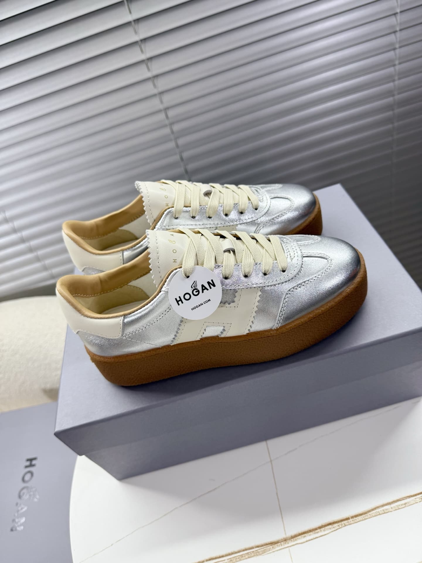 Hogan Cool Sneakers Shoes Women