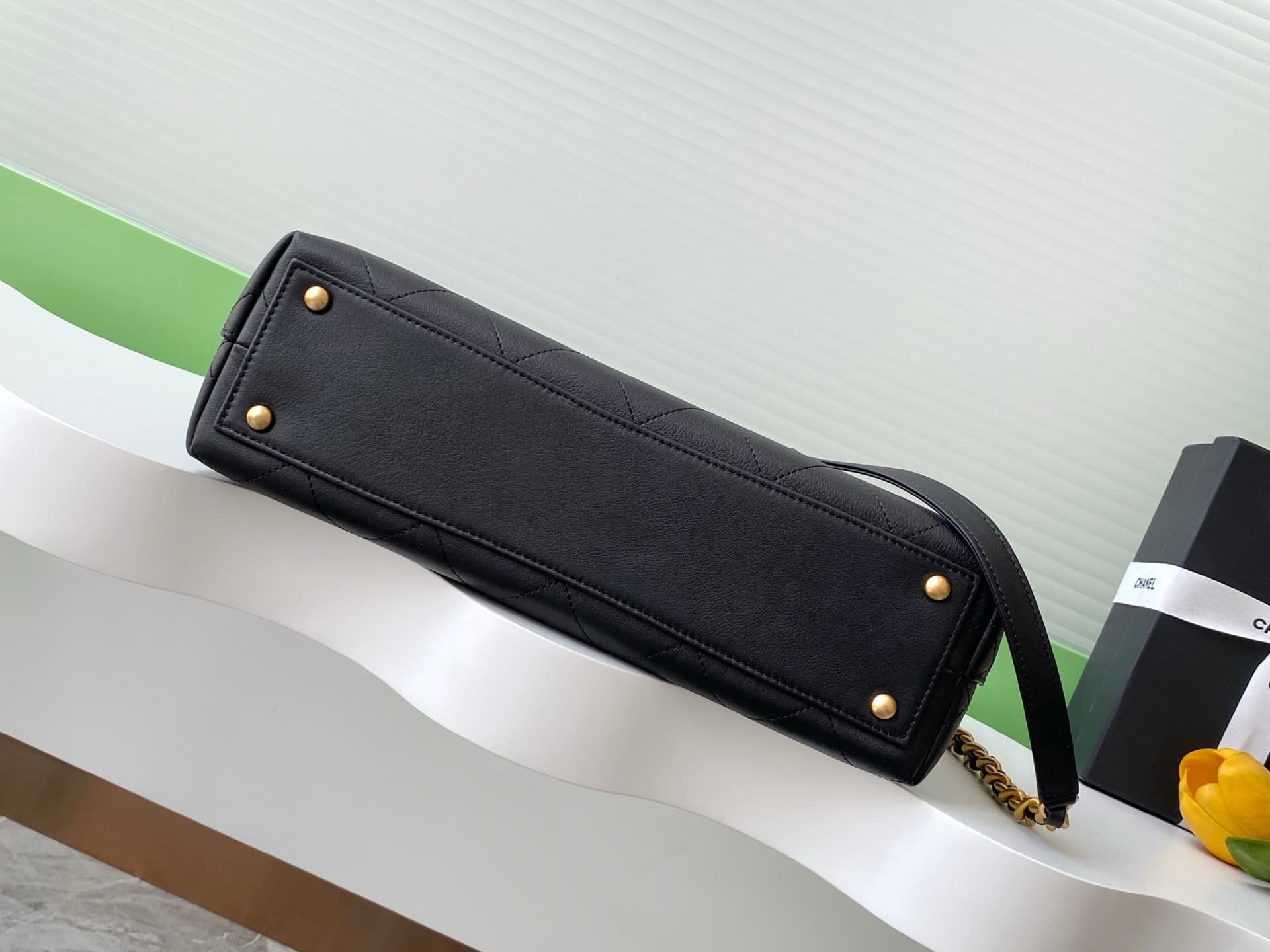 LARGE FLAP BAG WITH TOP HANDLE Calfskin & Gold-Tone Metal Black AS5447 A