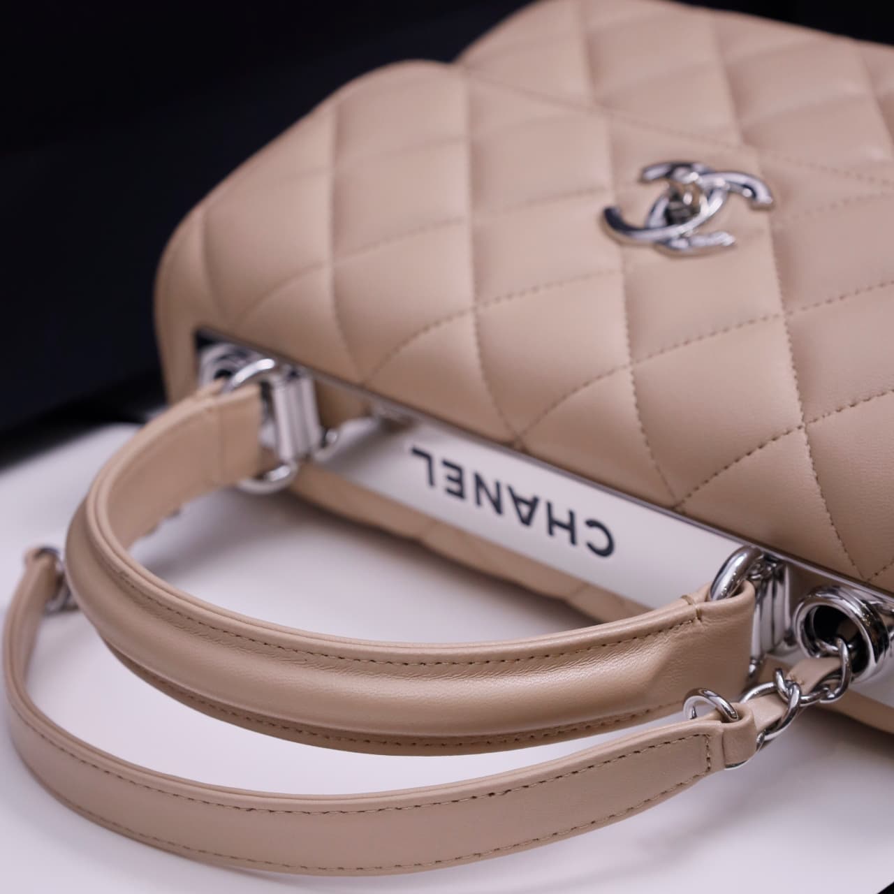 SMALL FLAP BAG WITH TOP HANDLE Lambskin Silver Metal Beige A