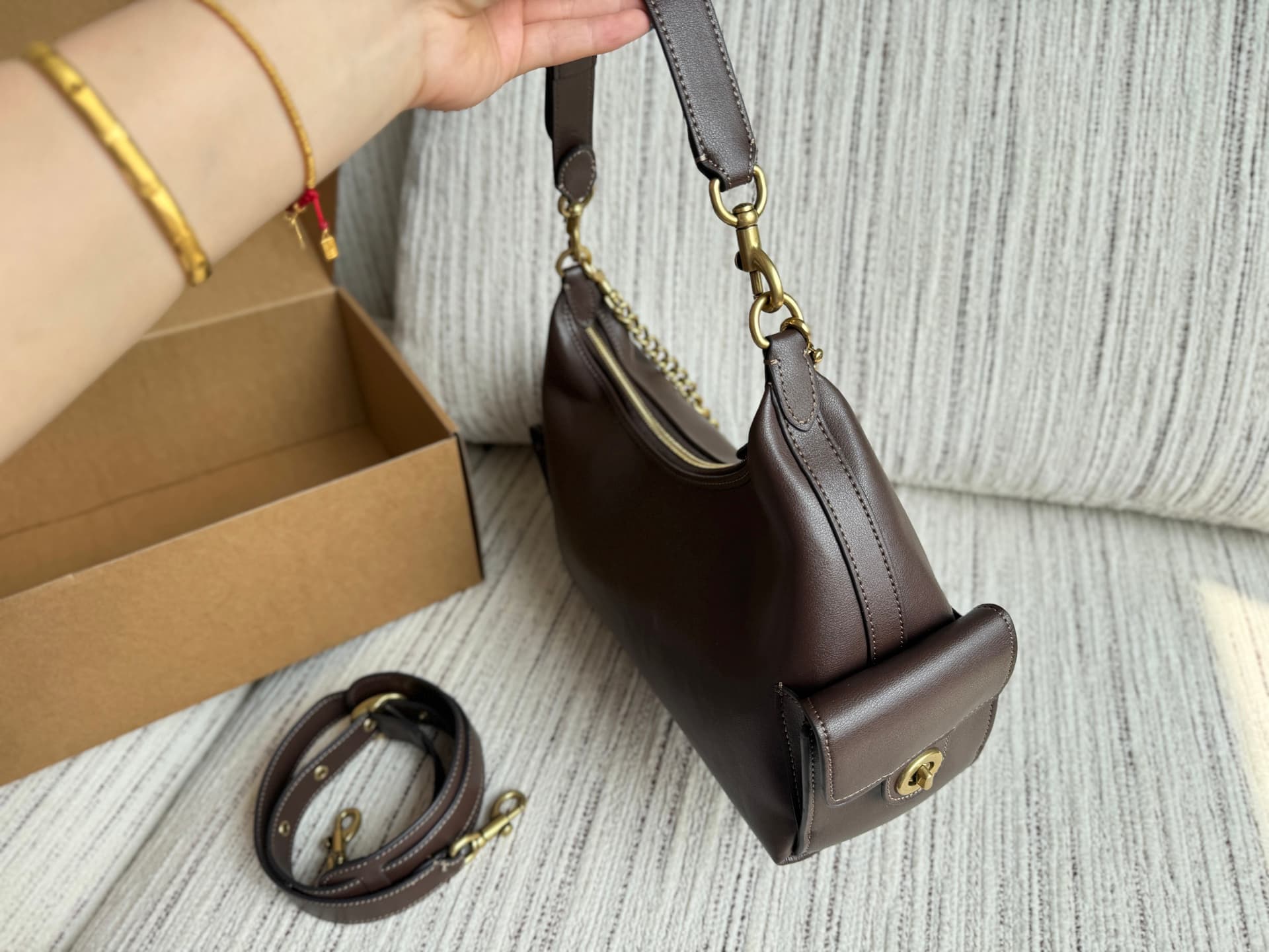 Coach Pocket Juliet Shoulder Bag 30 High