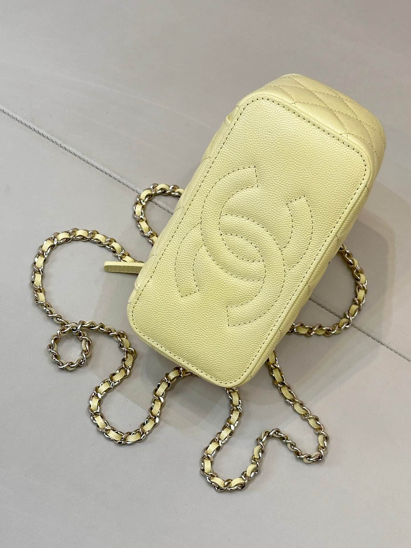 Chanel Classic Top Handle Vanity Case Grained Calfskin& Gold-Tone Metal Yellow AP5182 TOP