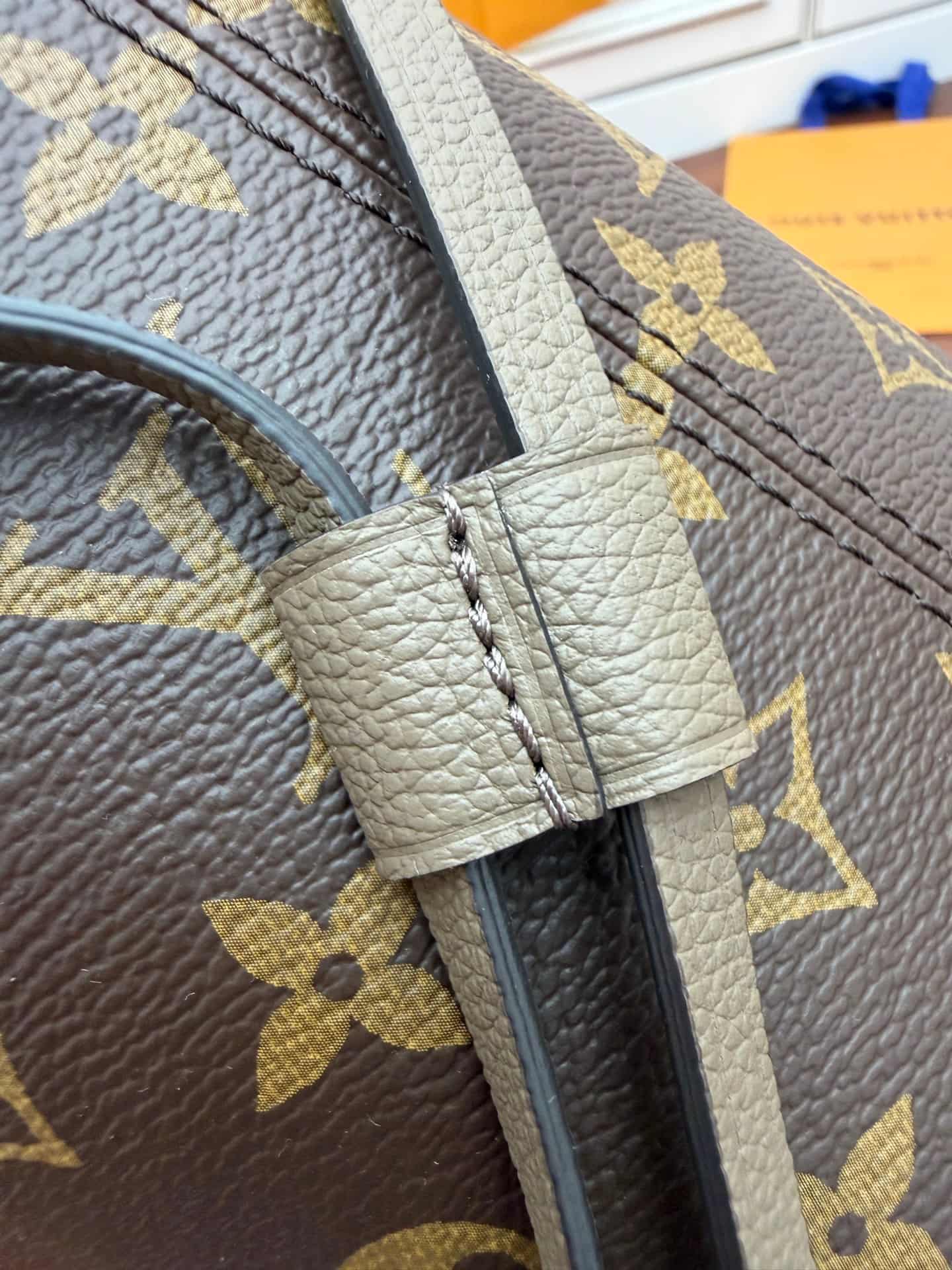 Louis Vuitton Neverfull Inside Out MM Monogram/Smoke Coated canvas M25664 TOP