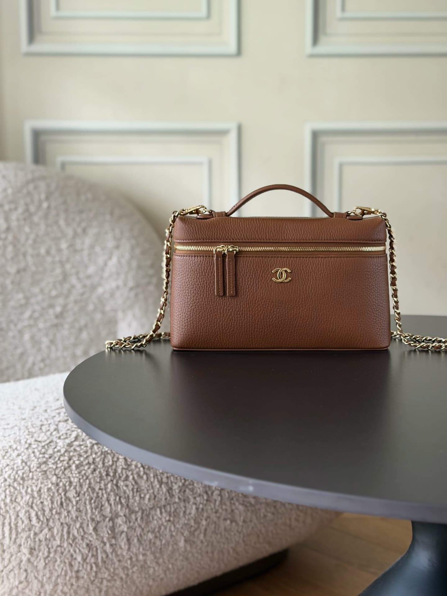 Chanel Large Vanity with chain Grained Calfskin & Gold-Tone Metal Caramel AS5347 A