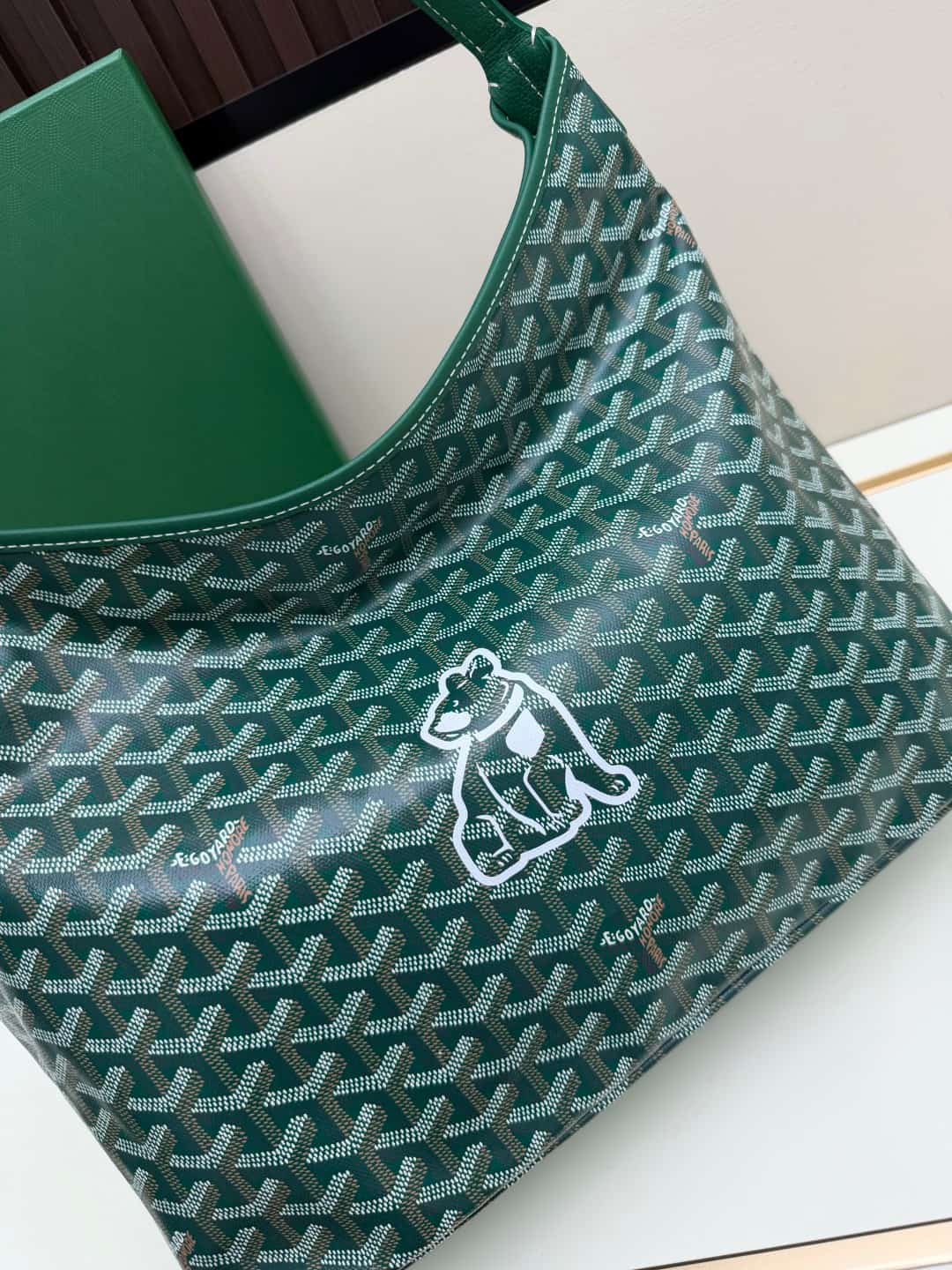 Goyard Bohème Green Hobo Bag Chevron Canvas and  White Painted Mascot High
