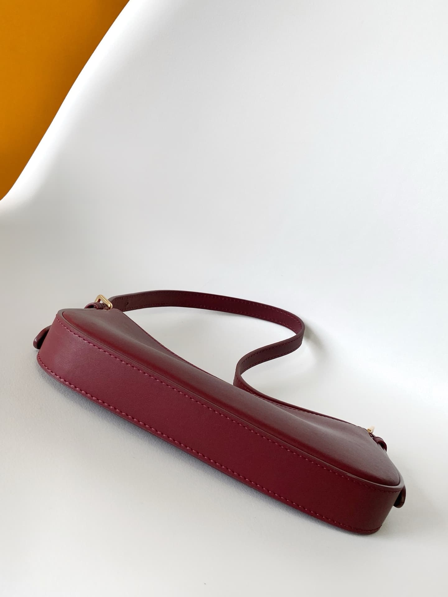 Louis Vuitton Pochette LV BLoom Grenat Red Calfskin leather M25650 High