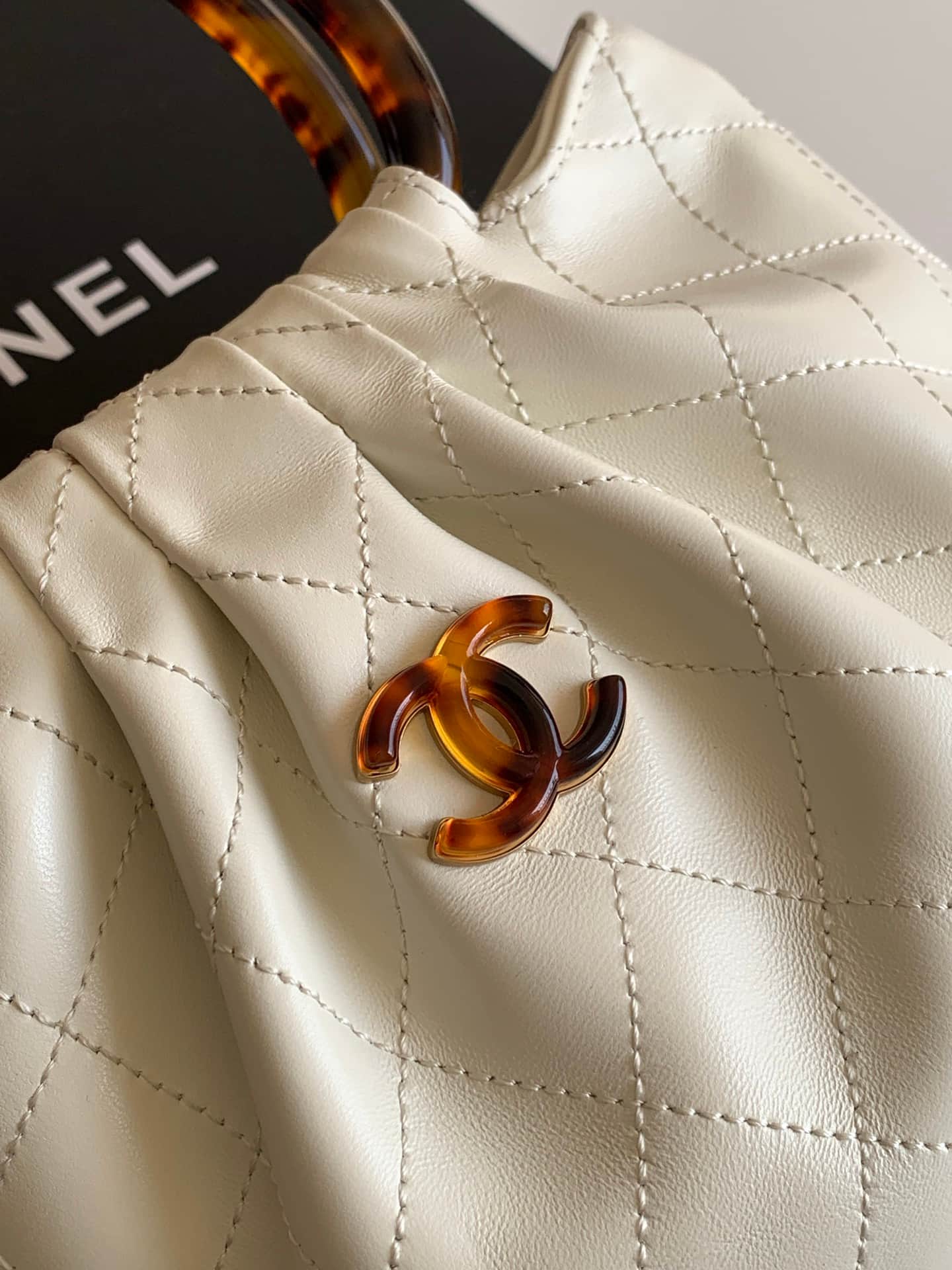 Chanel Small Hobo Bag Lambskin-Shell Effect Plexi & Gold-Tone Metal White AS6022 High