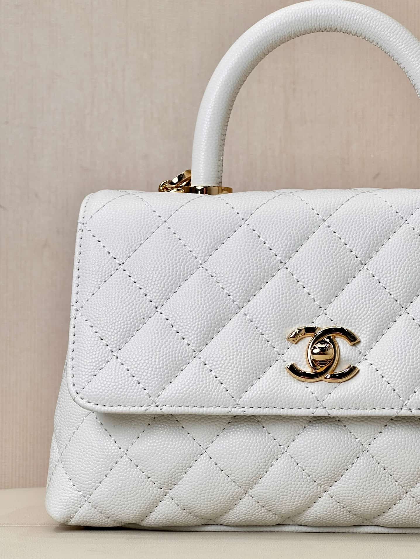 FLAP BAG WITH TOP HANDLE Grained Calfskin & Gold-Tone Metal A92990 White  TOP