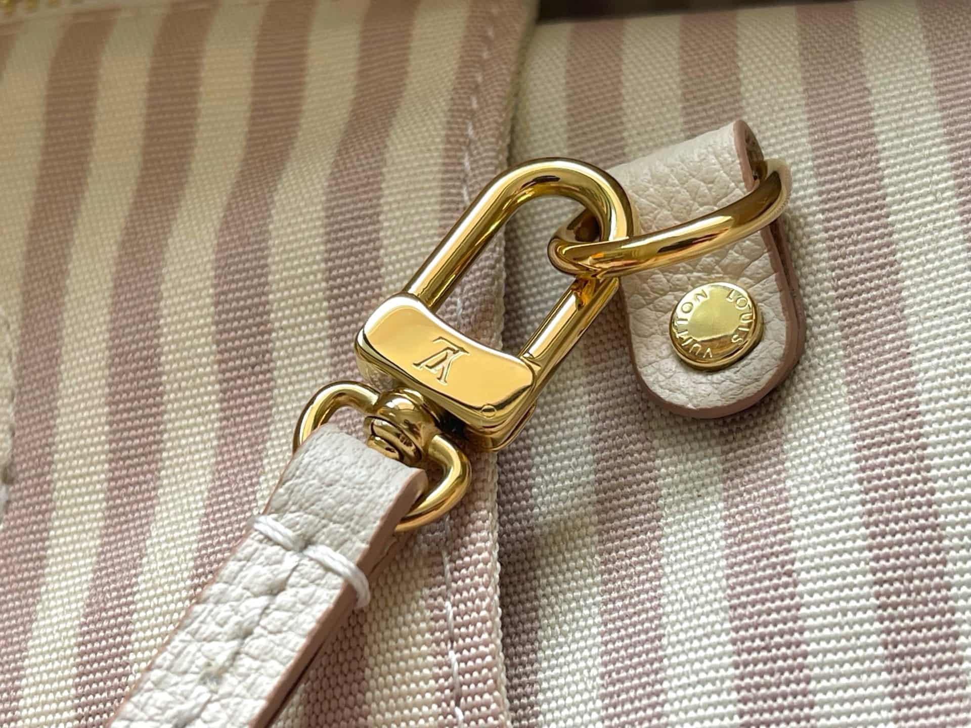 Louis Vuitton Neverfull MM Debossed grained cowhide leather M14285 Eden TOP