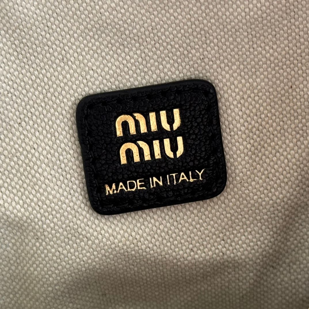 Miu Miu Nappa leather pouch 5NE841 Black High